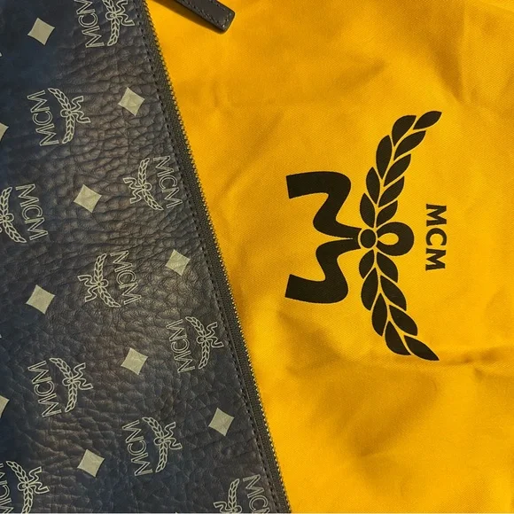 Aren Crossbody Pouch In Visetos pristine condition - Picture 3 of 12